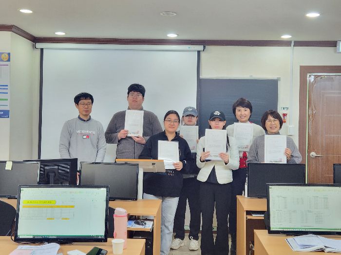 ★컴퓨터활용능력2급+ITQ(한글,파워포인트,엑셀)취득과정 수료를 축하합니다★